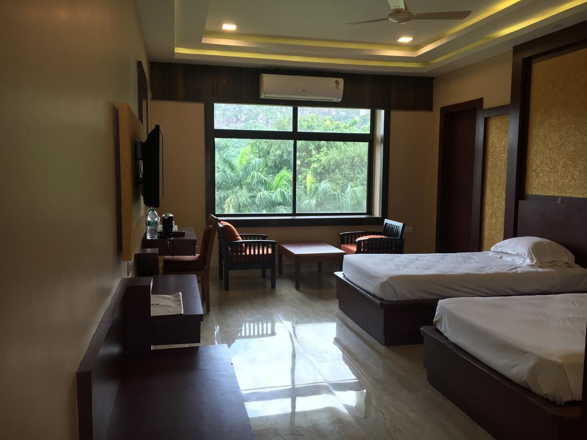 Indo Hokke Hotel Rājgīr Esterno foto